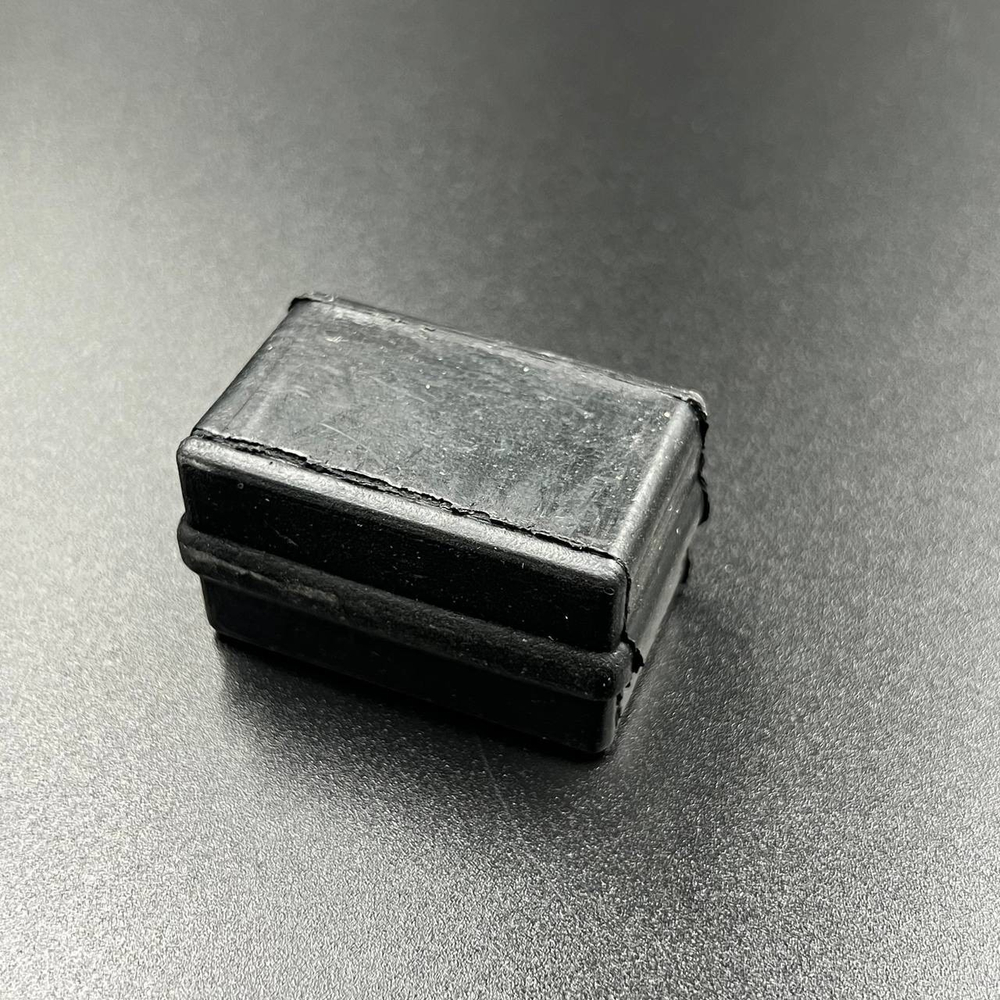 Подушка нижняя боковая Yamaha 9.9-15 (YUELANG)