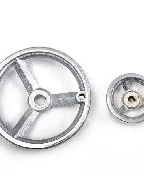 Маховик чугун 125х14х5мм (Dxdxb) с 3-мя спицами, с ручкой М8