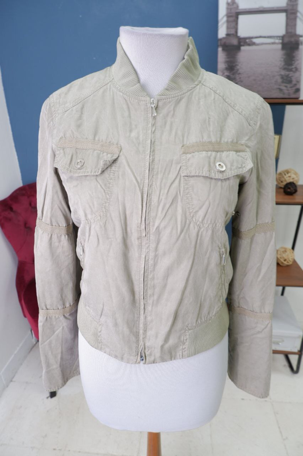 Куртка Olsen  легкая 42 размер