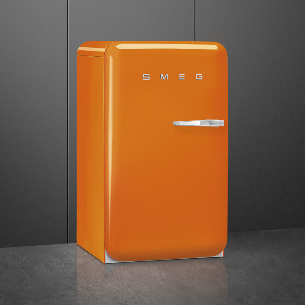 Отдельностоящий однодверный холодильник Smeg FAB10LOR6