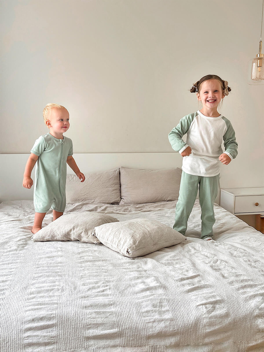 Песочник Mjölk Sleep and Play Magic Mint