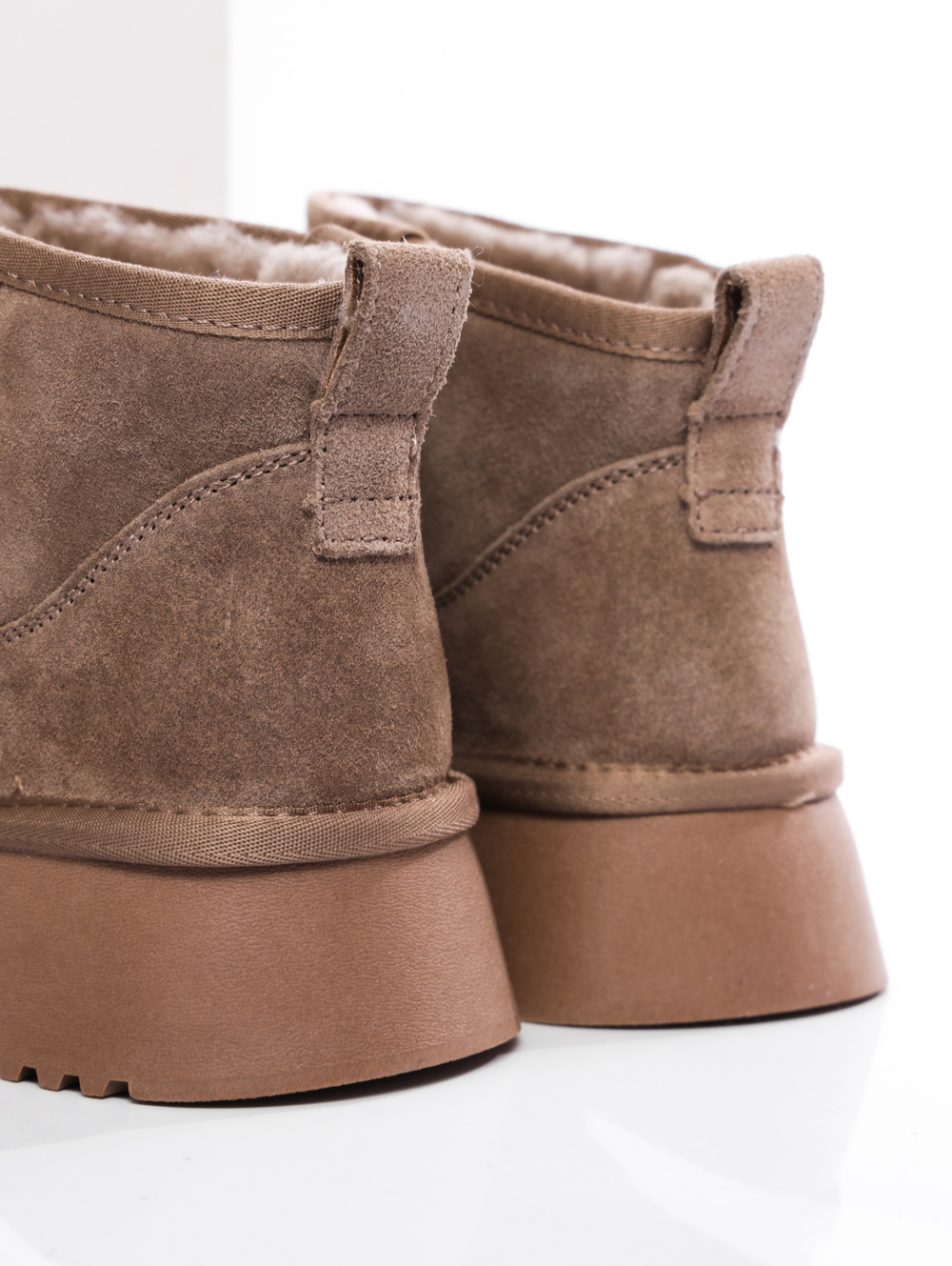 Угги женские зимние