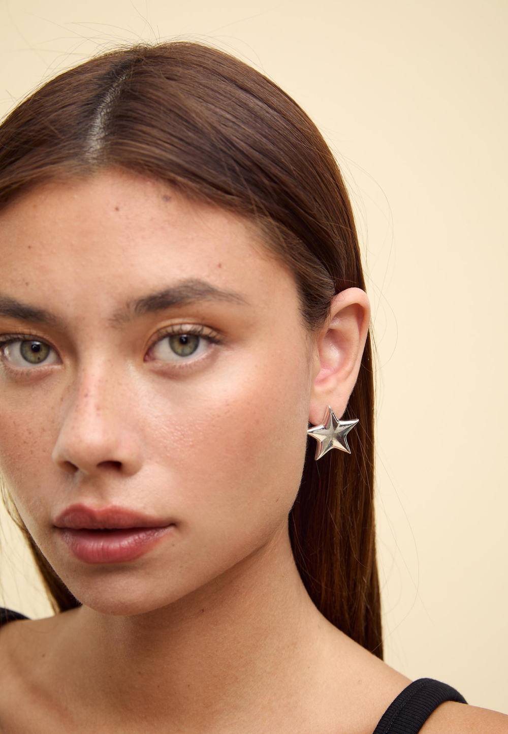 STRADIVARIUS Комплект из 2 пар сережек, серый