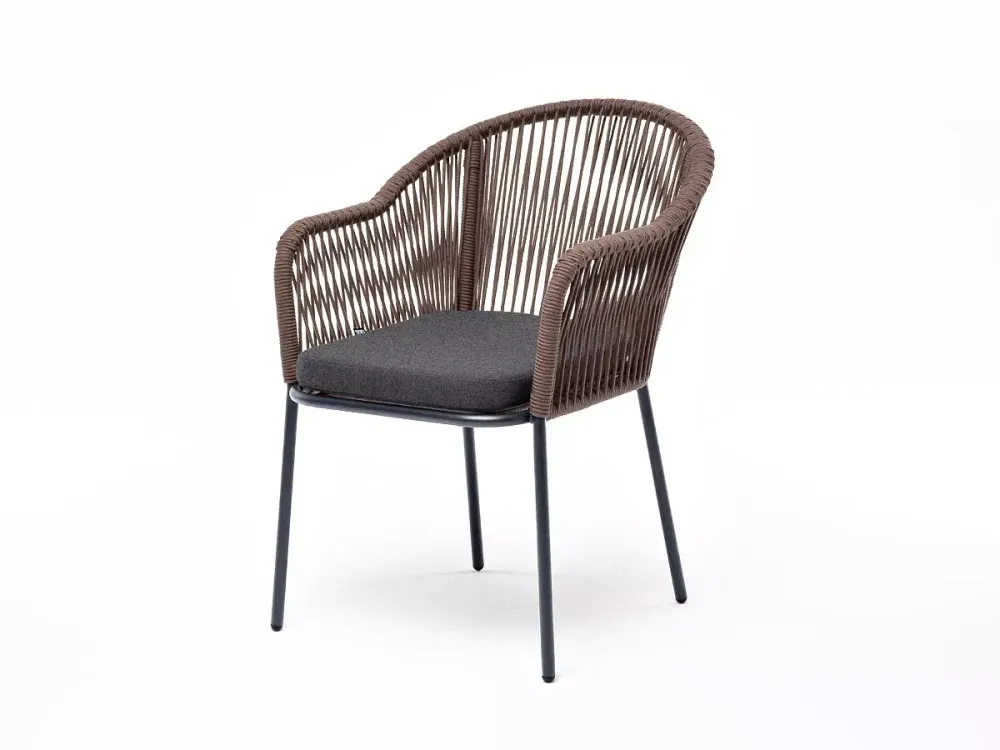 "Лион" стул плетеный из роупа, каркас из стали темно-серый (RAL7024) муар, роуп коричневый круглый, ткань темно-серая 027