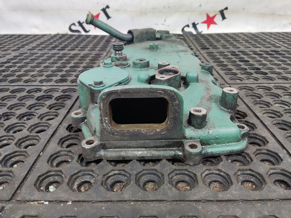 Крышка масляного радиатора