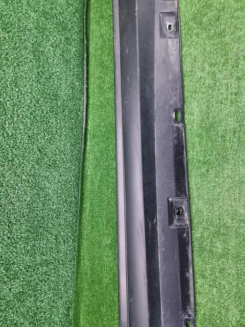 Накладка порога правая Mercedes AMG GT (2017-2023)