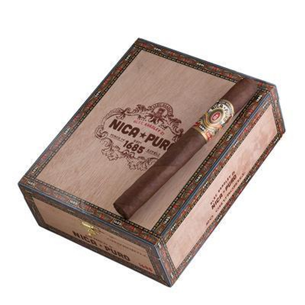 Alec Bradley Nica Puro Churchill