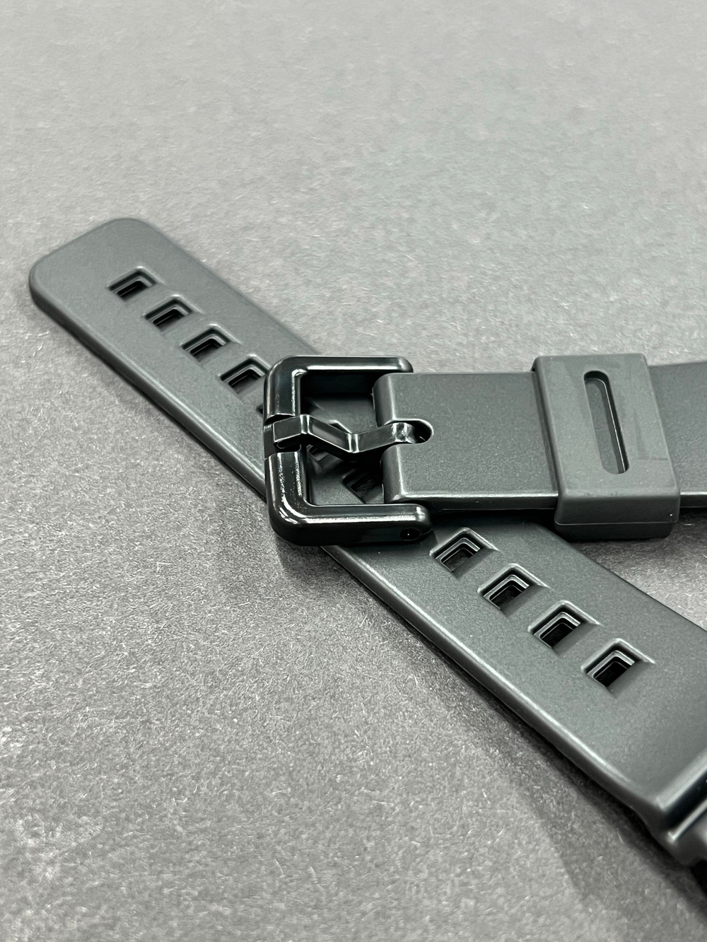 Ремешок Casio DW-6900-1V