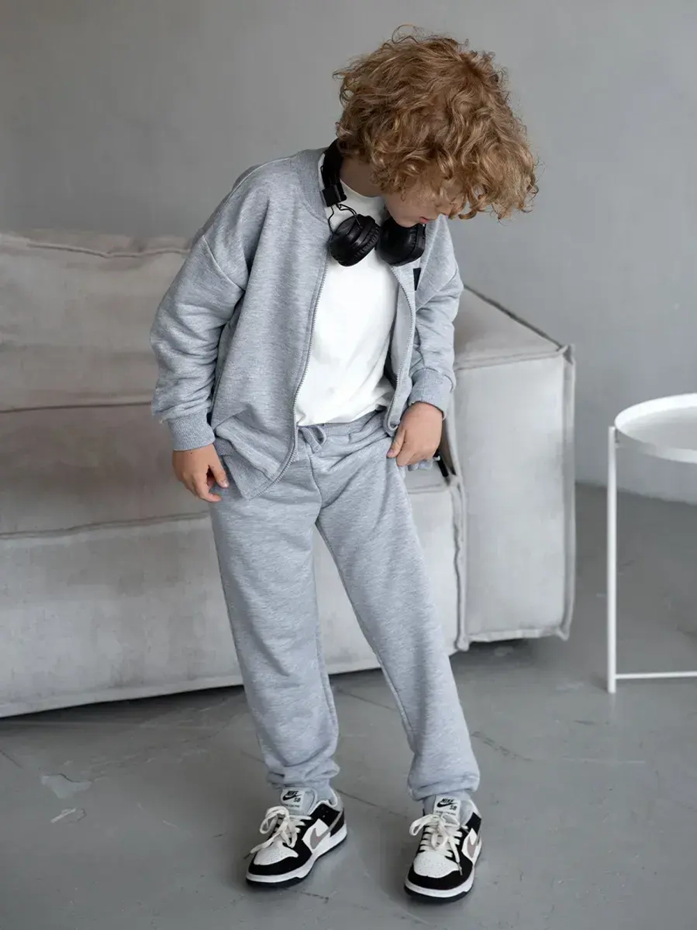 Спортивный костюм для мальчика в школу