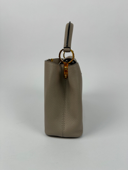 Сумка Louis Vuitton Capucines BB