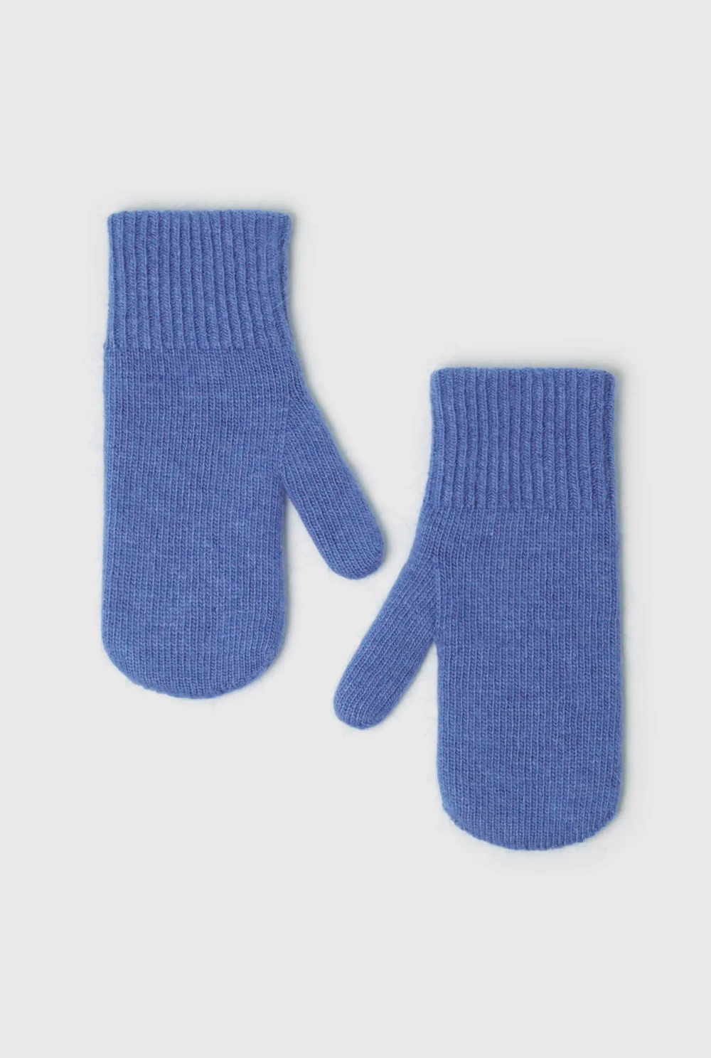 Варежки из ангоры