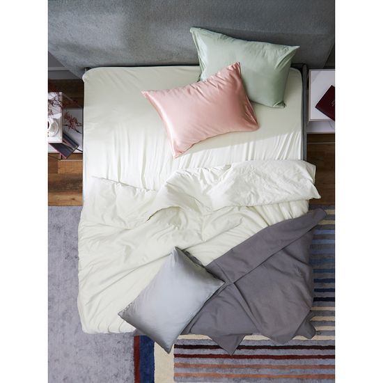 Наволочка из натурального шелка мятного цвета из коллекции essential, 50х70 см