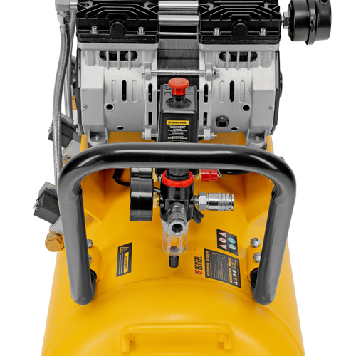 Компрессор безмаслянный малошумный DLS 1800/100,1800 Вт, 3х600, 100 л, 345 л/мин// Denzel