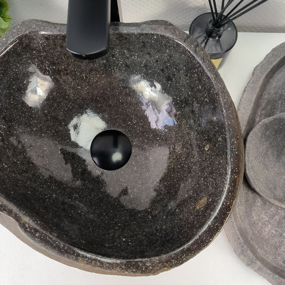 Раковина из речного камня RS-64885 37*33*15 0855