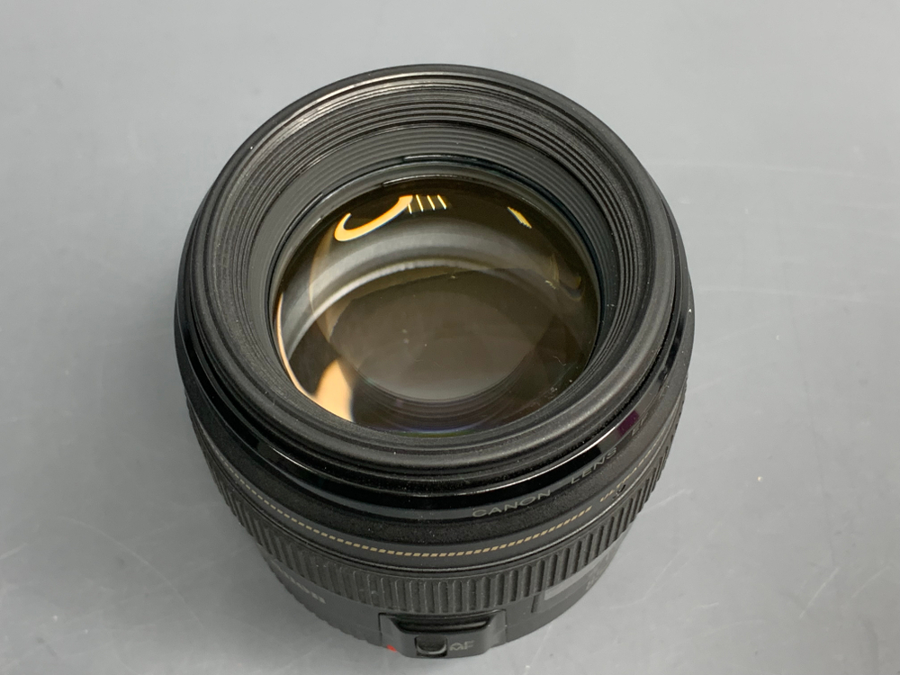 Canon EF 85mm 1.8 USM