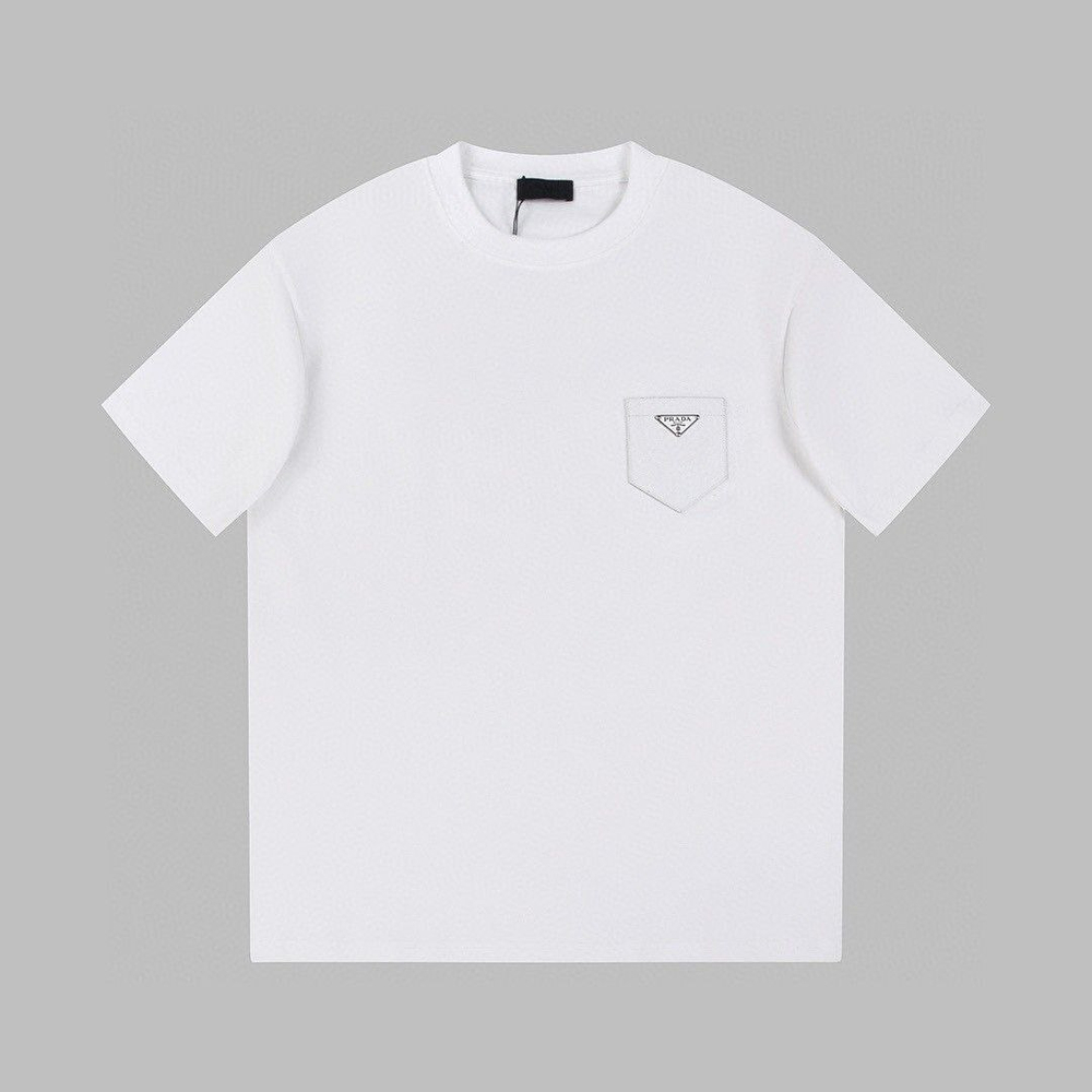 Футболка Prada