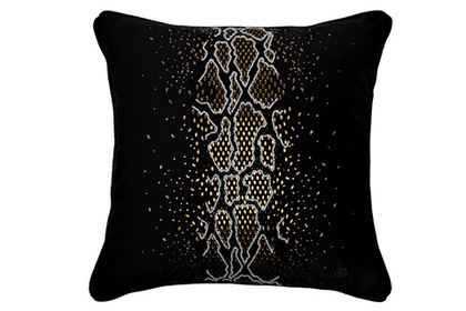 Подушка декоративная 45x45 Garda Decor Питон со стразами черная
