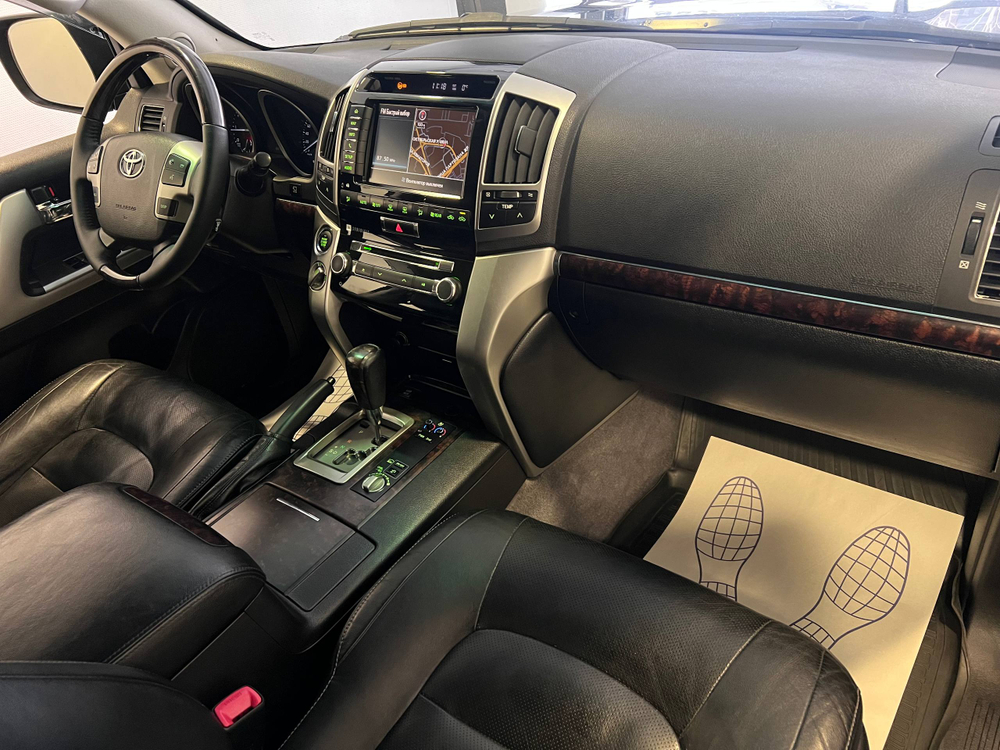 Toyota Land Cruiser, 2012 год