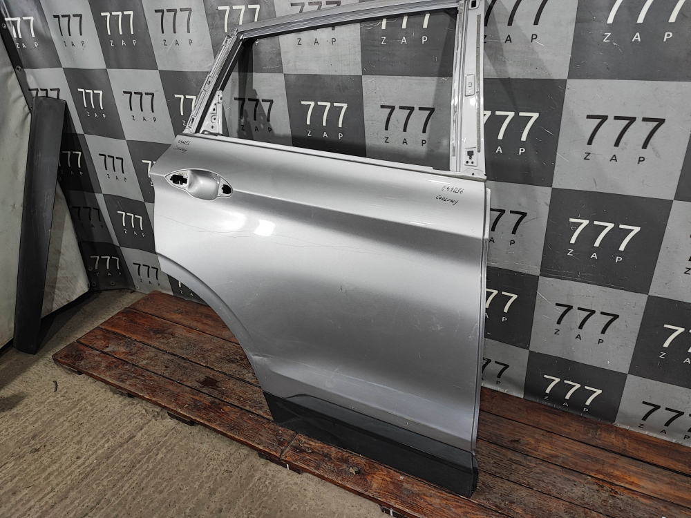Дверь задняя правая Geely Coolray 19-нв Б/У Оригинал 5081040200C15