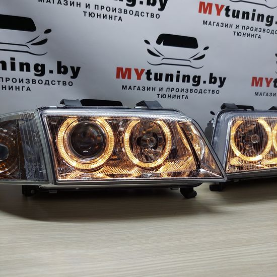 Передние фары Audi A4 B5 angel eyes chrome