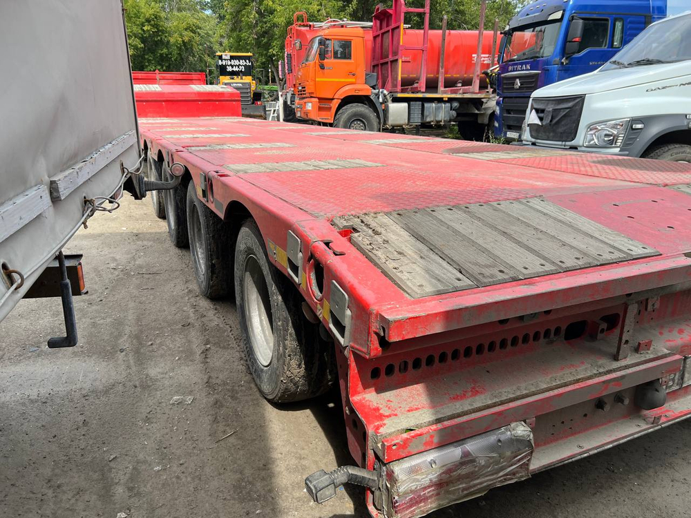 Kassbohrer LOWBED Полуприцеп тяжеловоз 6 осей LOWBED (Раздвижной)