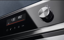 Встраиваемый электрический духовой шкаф Electrolux EOD6P66WX