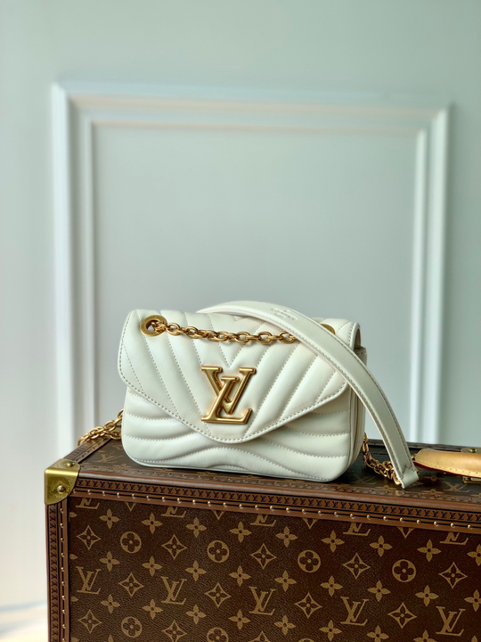 Louis Vuitton New Wave PM Chain Bag