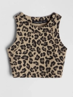 Костюм для девочки в сад топ и шорты