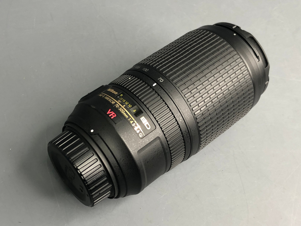 Nikon 70-300mm 4.5-5.6G ED-IF AF-S VR Zoom-Nikkor