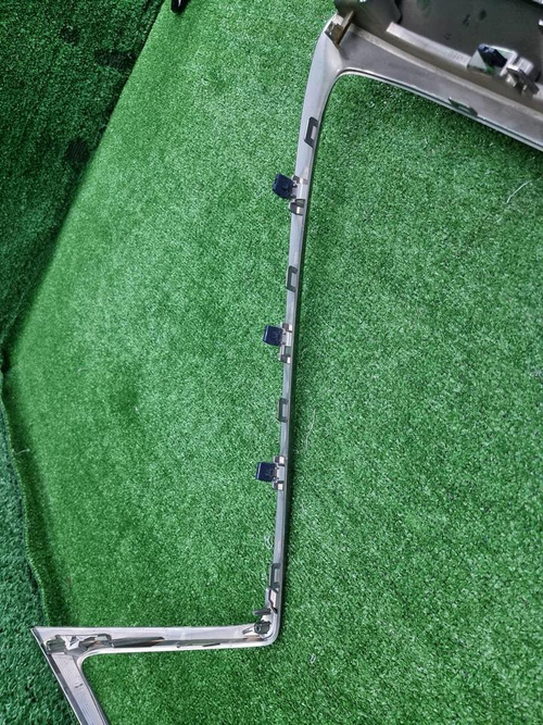 Накладка решетки радиатора Lexus NX 1 (2017-2021)