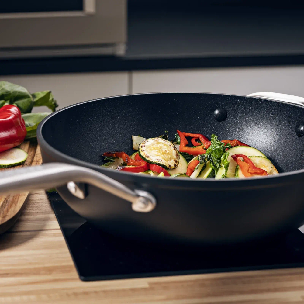 KitchenAid Сковорода из кованого закаленного алюминия 20см