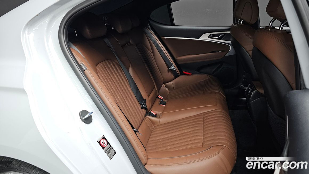 Genesis G70 2.0T (09.2019)