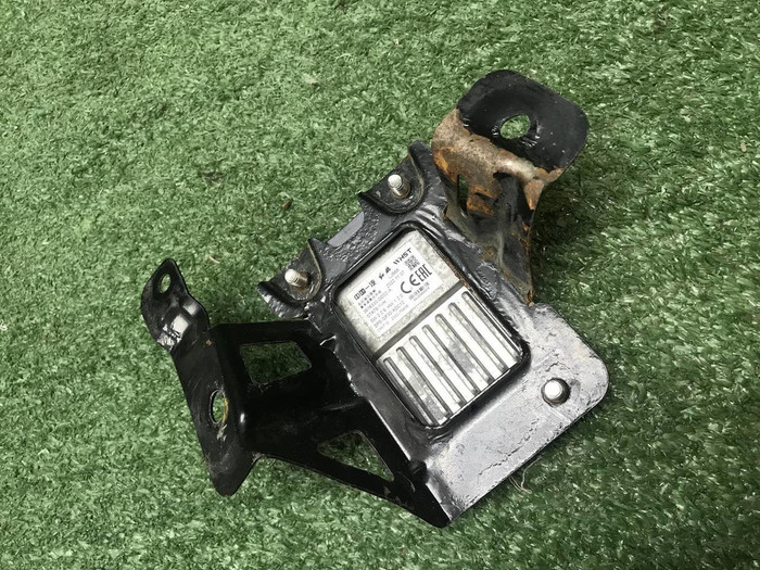 Датчик слепых зон правый Hongqi HS5 (2019-н.в.)