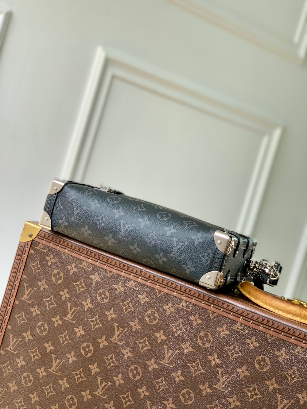 Louis Vuitton Side Trunk MM East West