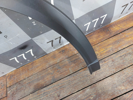 Накладка крыла переднего правого Mazda CX-5 2 (KF) 17-нв Б/У Оригинал KB7W51W20E