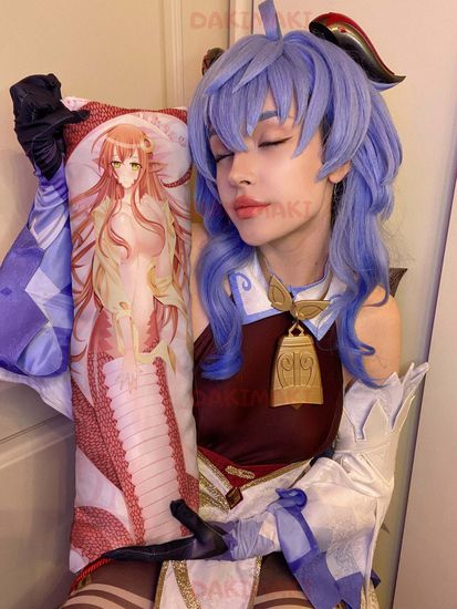 Мини дакимакура Мия из Повседневная жизнь с девушкой-монстром арт. M0141, 60х20 см