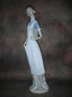 Статуэтка. Фарфор. Медсестра. Lladro. Испания