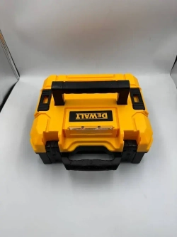 DeWalt Шуруповерт, 18 В, 40 Нм, 2 АКБ