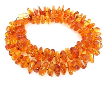 Яркие объёмные бусы из натурального янтаря