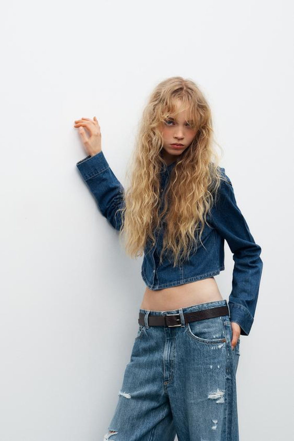 ZARA ДЖИНСЫ-БАЛЛОНЫ СРЕДНЕЙ ПОСАДКИ TRF, СИНИЙ