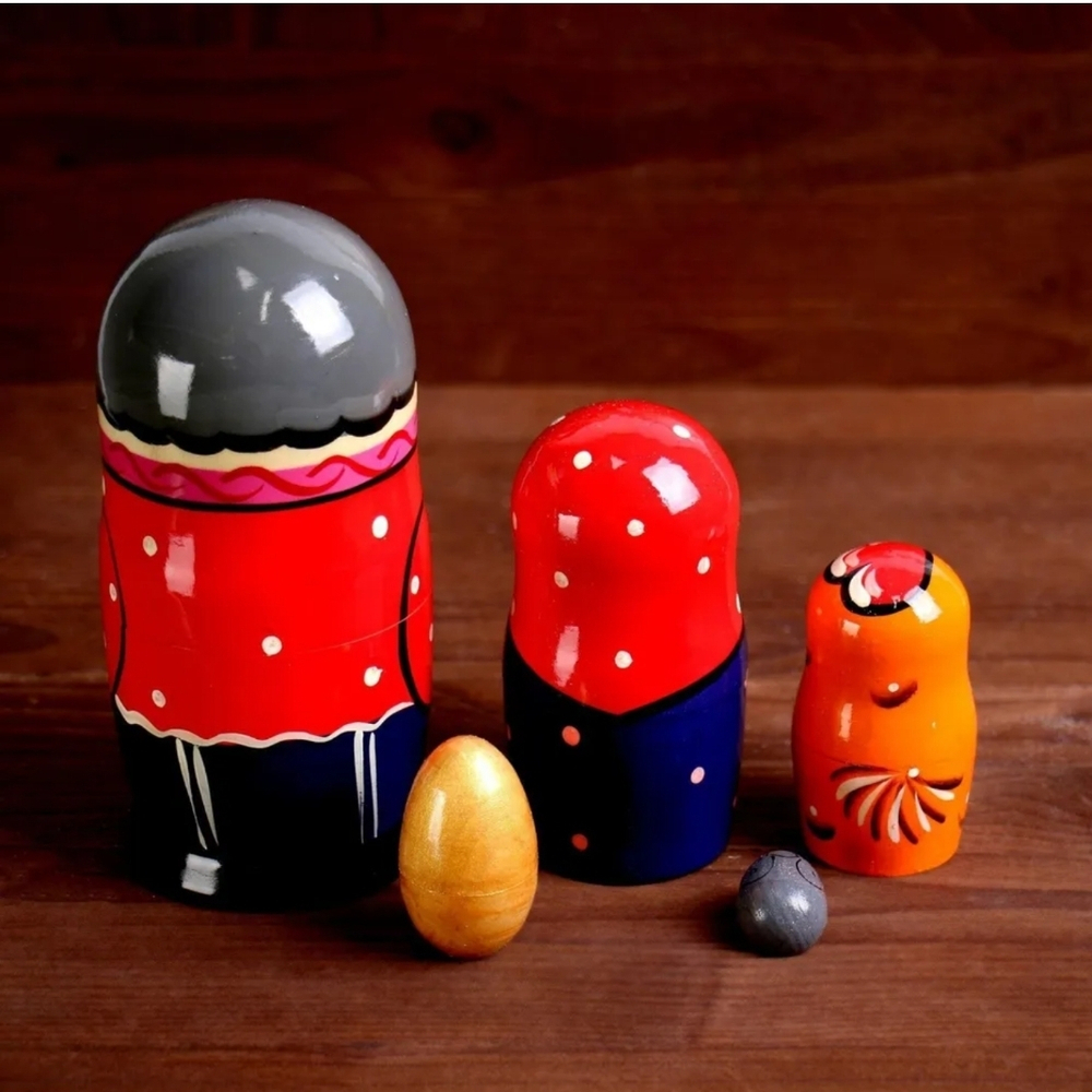 Матрешка "Сказка-Курочка Ряба" 5 кукольная. Высота самой большой куклы 15-18см