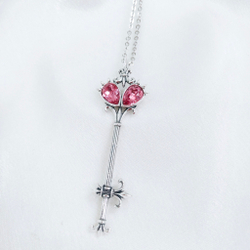 "Вартбург" подвеска в серебряном покрытии из коллекции "Ключ от замка" от Jenavi с замком карабин