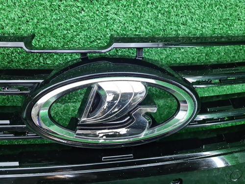 Решетка радиатора Lada Vesta (2022-н.в.)
