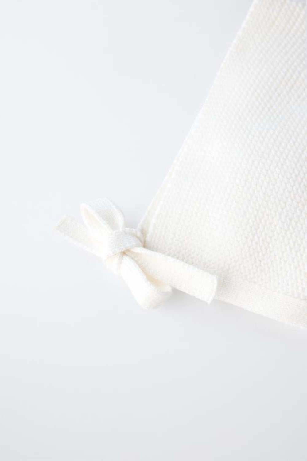 ZARA ТРИКОТАЖНЫЙ ЧЕПЧИК, СВЕТЛЫЙ ЭКРЮ