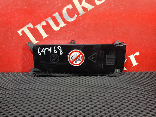 Крышка блока предохранителей