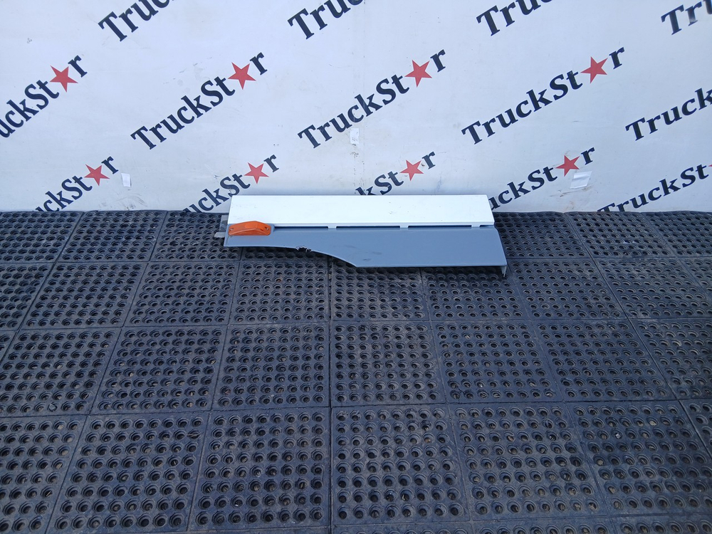 Продолжение крыла левого