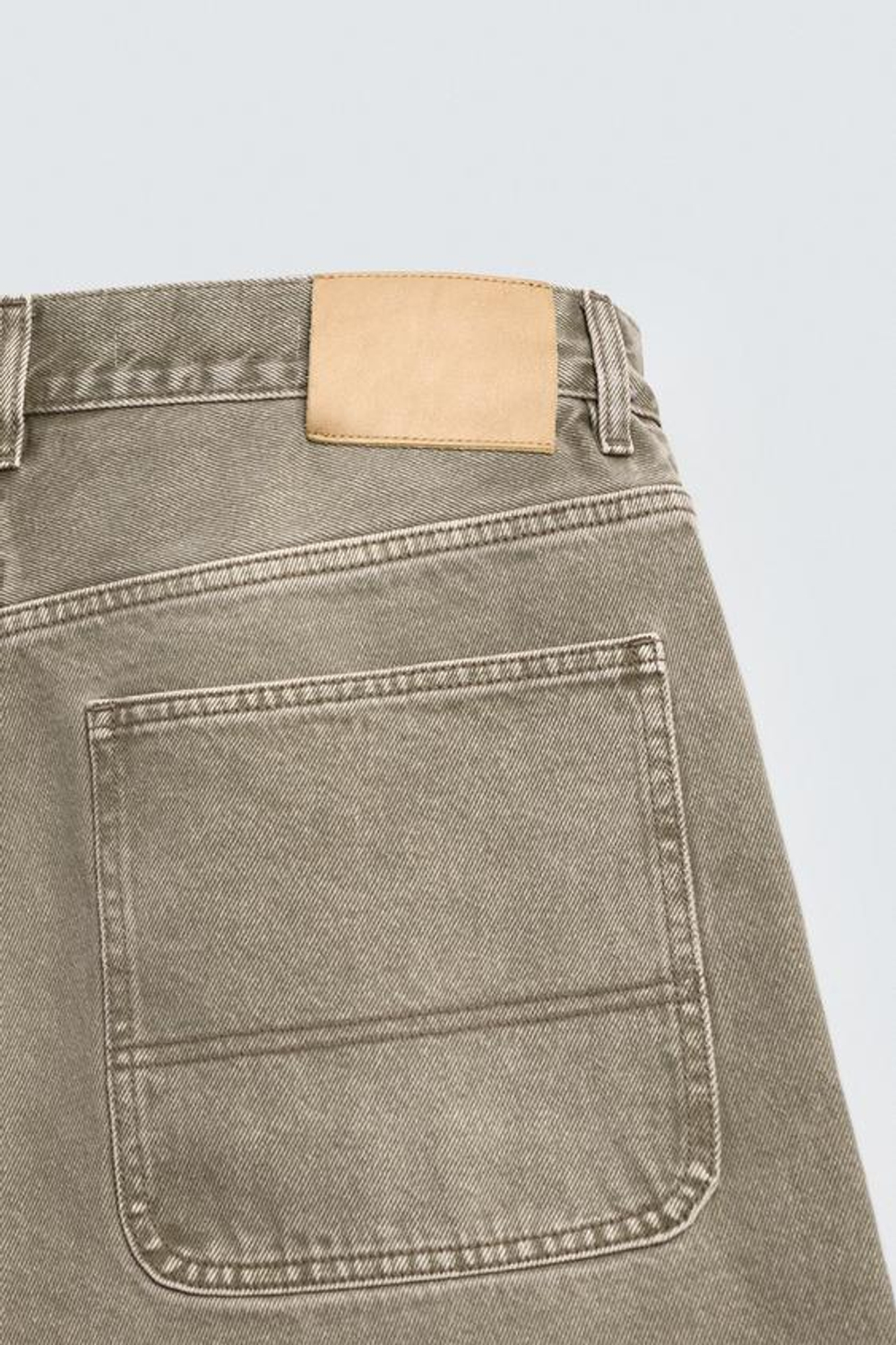 ZARA ДЖИНСЫ СВОБОДНОГО КРОЯ, ЭКРЮ/ХАКИ