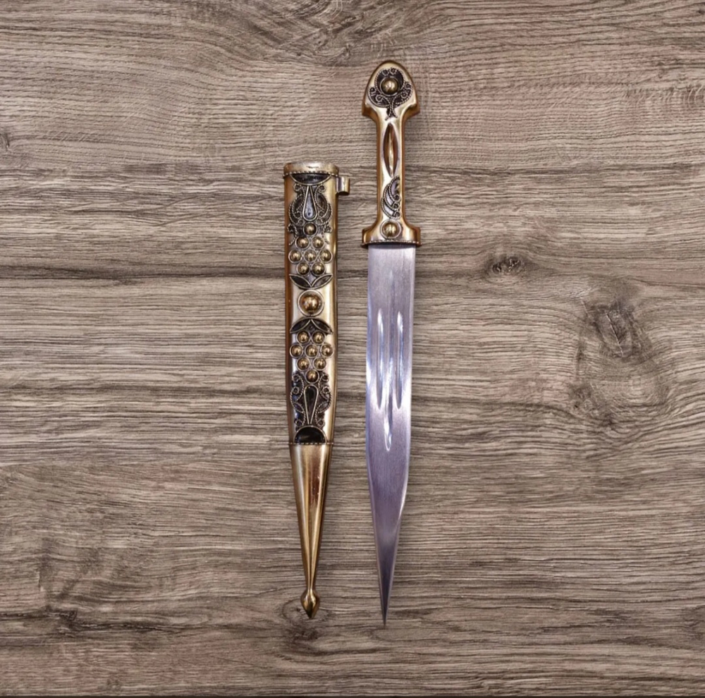 Сувенирный Кинжал