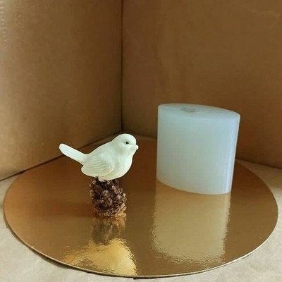 Силиконовый молд "Птица на шишке"