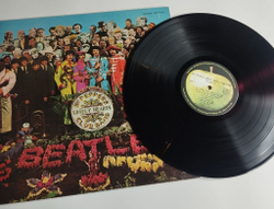 Винтажная виниловая пластинка LP The Beatles Sgt. Pepper's Lonely Hearts Club Band (Japan 1974) (No Obi) A Day In The Life